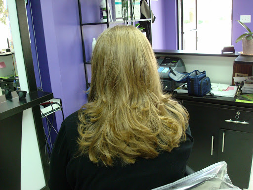 Hair Salon «House of Beauty Hair Salon for men and women», reviews and photos, 4050 La Crescenta Ave, Montrose, CA 91020, USA