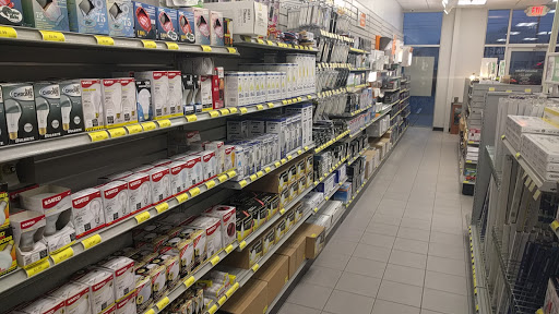 Car Battery Store «Batteries Plus Bulbs», reviews and photos, 10800 Alpharetta Hwy, Roswell, GA 30076, USA