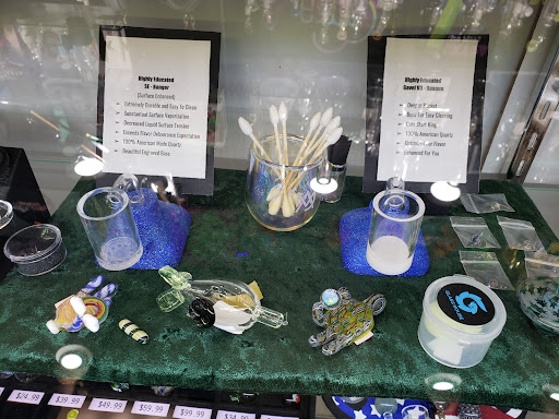 Tobacco Shop «Hazel Sky Smoke Shop San Pedro», reviews and photos, 7071 San Pedro Ave, San Antonio, TX 78216, USA