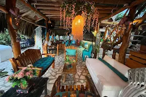 Casa Del Mar Seafood & Drinks Lounge image