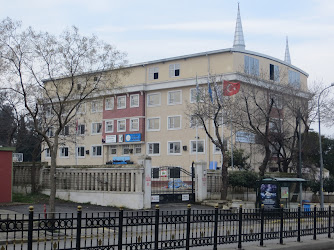 Üsküdar Atatürk Ortaokulu
