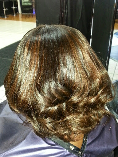 Beauty Salon «Queen B Beauty & Hair Salon», reviews and photos, 1588 Veterans Memorial Hwy SW #204, Austell, GA 30168, USA