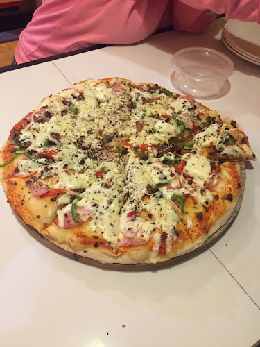 Opiniones de Pizza ZZa en Cayambe - Pizzeria