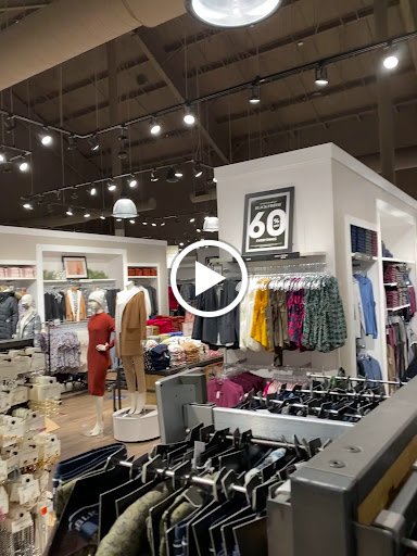 Clothing Store «Banana Republic», reviews and photos, 454 Evergreen Ct, Central Valley, NY 10917, USA