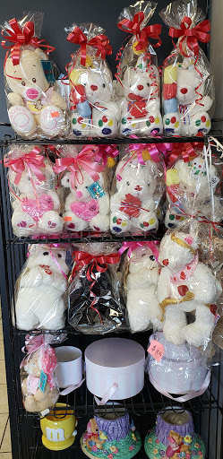 Florist «Gerties Flowers», reviews and photos, 806 Meacham Ave, Elmont, NY 11003, USA