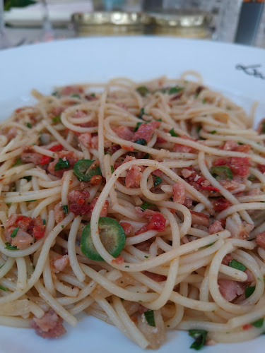 Reviews of La Perla Restaurant Cape Town in Cape Town - Restaurant
