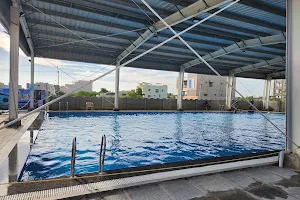 Darur Life Studio / Swimming academy image