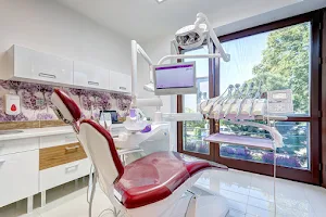 DentalWorld - Twój dentysta Gdynia image