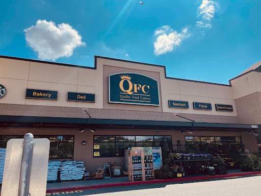 Grocery Store «Quality Food Center», reviews and photos, 6940 Coal Creek Pkwy SE, Newcastle, WA 98059, USA