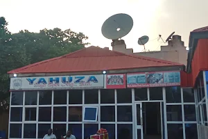 Yahuza suya spot sultan road image