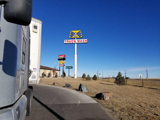 Blue Beacon Truck Wash of Cheyenne and  WY en Cheyenne