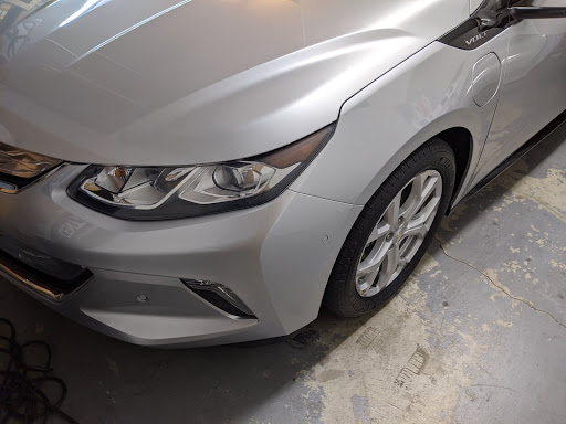 Auto Body Shop «Avenue Auto Service», reviews and photos, 1600 Industrial Rd, San Carlos, CA 94070, USA