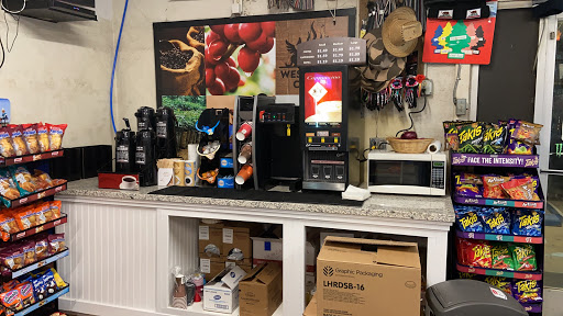 Grocery Store «Acampo Store», reviews and photos, 3085 Acampo Rd, Acampo, CA 95220, USA