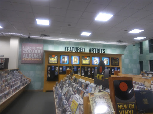 Book Store «Barnes & Noble», reviews and photos, 7707 Bluebonnet Blvd, Baton Rouge, LA 70810, USA
