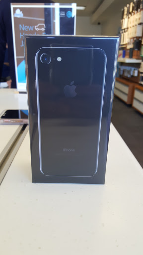 Cell Phone Store «AT&T», reviews and photos, 3737 Pacific Coast Hwy, Torrance, CA 90505, USA