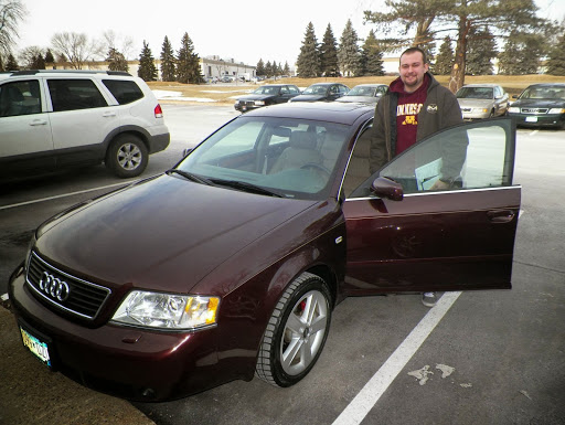 Used Car Dealer «U Car Connect», reviews and photos, 7202 Washington Ave S, Eden Prairie, MN 55344, USA