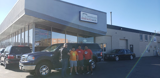 Used Car Dealer «Redefined Auto Sales», reviews and photos, 5050 Dempster St, Skokie, IL 60077, USA