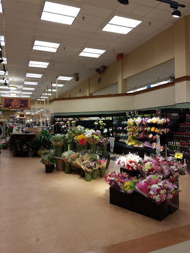 Grocery Store «Kroger Fresh Fare», reviews and photos, 3330 Piedmont Rd NE, Atlanta, GA 30305, USA