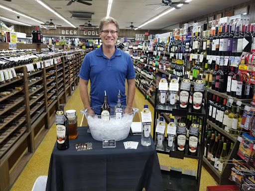 Liquor Store «Monroe Liquor Plaza», reviews and photos, 811 S Monroe St, Monroe, MI 48161, USA