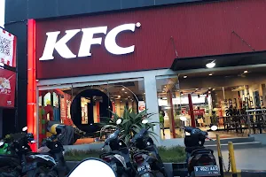 KFC - Cibabat Cimahi image