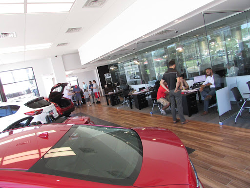 Mazda Dealer «Mazda of Valley Stream», reviews and photos, 676 W Merrick Rd, Valley Stream, NY 11580, USA