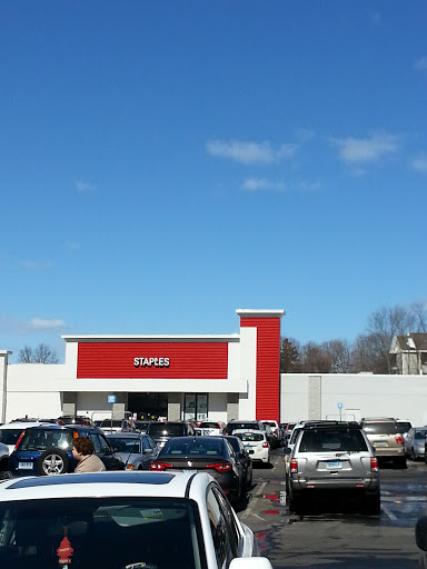 Office Supply Store «Staples», reviews and photos, 654 Main Ave, Norwalk, CT 06851, USA