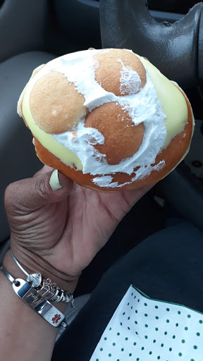 Donut Shop «Krispy Kreme», reviews and photos, 3400 W Mercury Blvd, Hampton, VA 23666, USA