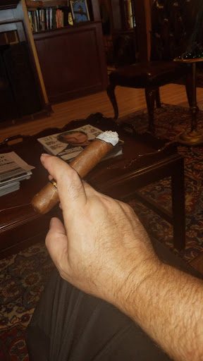 Gift Shop «Easton Cigar & Smoke Shop», reviews and photos, 6 Glenwood Ave # 1, Easton, MD 21601, USA