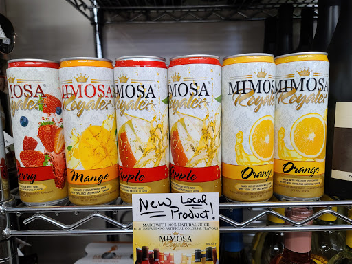 Supermarket «Memorial Beach Market», reviews and photos, 28 Healdsburg Ave, Healdsburg, CA 95448, USA