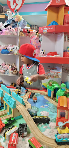 Toy Store «Hatteras Island Toy Store», reviews and photos, 46928 NC-12, Buxton, NC 27920, USA