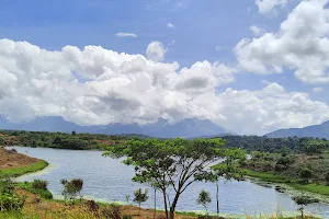 Karapuzha Dam image