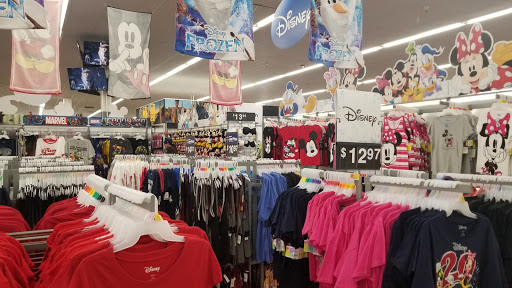 Shopping Mall «Anaheim Plaza», reviews and photos, 510 N Euclid St, Anaheim, CA 92801, USA