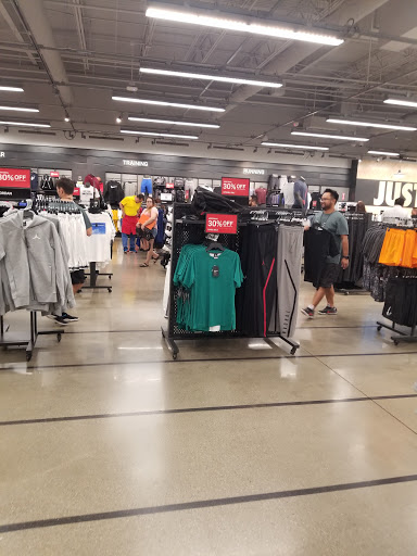 Sporting Goods Store «Nike Factory Store», reviews and photos, 20 City Blvd W #617, Orange, CA 92868, USA