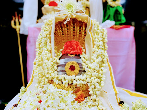 Hindu Temple «Shirdi Sai Cultural and Community Center», reviews and photos, 465 Lincoln Hwy, Iselin, NJ 08830, USA