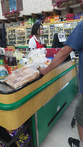 Supermarket «Vallarta Supermarkets», reviews and photos, 1111 N Cherry St, Tulare, CA 93274, USA