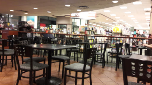 Book Store «Barnes & Noble», reviews and photos, 3055 S Glenstone Ave, Springfield, MO 65804, USA