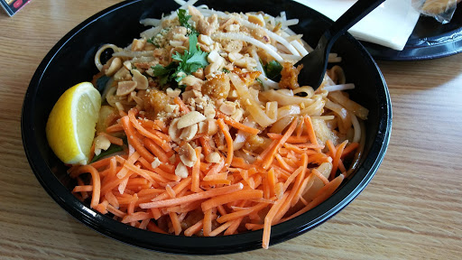 Asian Restaurant «Pick Up Stix Fresh Asian Flavors», reviews and photos, 5105 Candlewood St, Lakewood, CA 90712, USA