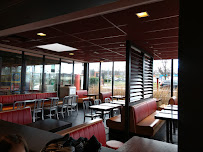 Atmosphère du Restauration rapide McDonald's à L'Isle-Adam - n°4