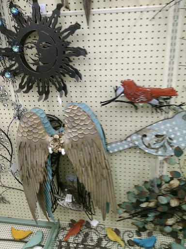 Craft Store «Hobby Lobby», reviews and photos, 290 Hawthorn Village Commons, Vernon Hills, IL 60061, USA