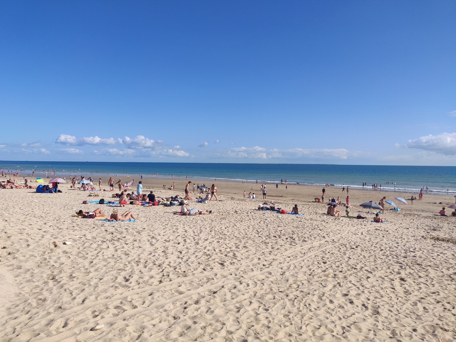 Gollandieres beach'in fotoğrafı düz ve uzun ile birlikte