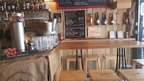 Atmosphère du Bar-restaurant à huîtres LE CABANON à Toulouse - n°13