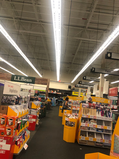 Office Supply Store «Staples», reviews and photos, 1075 N Main St, Warrington, PA 18976, USA