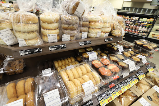 Grocery Store «Food Lion», reviews and photos, 250 Gateway S Blvd, Dover, DE 19904, USA