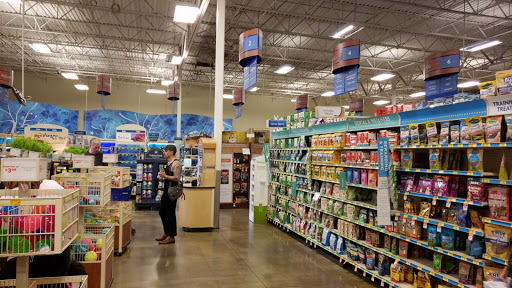 Pet Supply Store «PetSmart», reviews and photos, 3347 E Foothill Blvd, Pasadena, CA 91107, USA