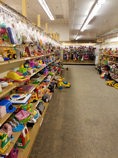 Thrift Store «Unique», reviews and photos, 2201 37th Ave NE, Columbia Heights, MN 55421, USA