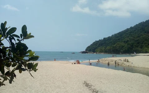 Praia do Camburi image