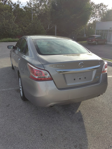 Car Dealer «Tri-State Auto», reviews and photos, 6626 N Broad St, Philadelphia, PA 19126, USA