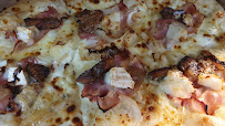 Pizza du Pizzeria Domino's Pizza Neuilly-sur-Seine - n°13