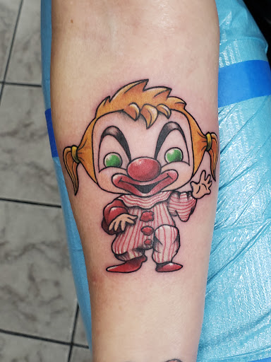 Tattoo Shop «Area 51 Tattoo», reviews and photos, 60 N Williams St, Crystal Lake, IL 60014, USA