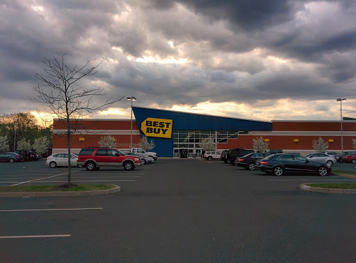 Electronics Store «Best Buy», reviews and photos, 2 International Dr, Danbury, CT 06810, USA